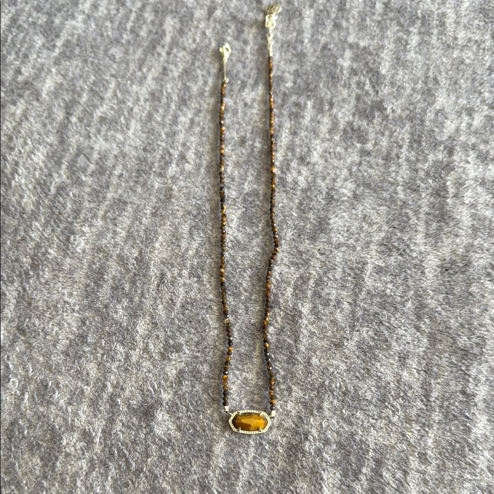 Kendra Scott Elegant Gold and Brown Beaded Necklace